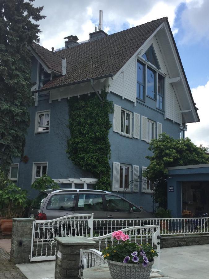 Blaues Haus Apartment Niederdorfelden Exterior photo