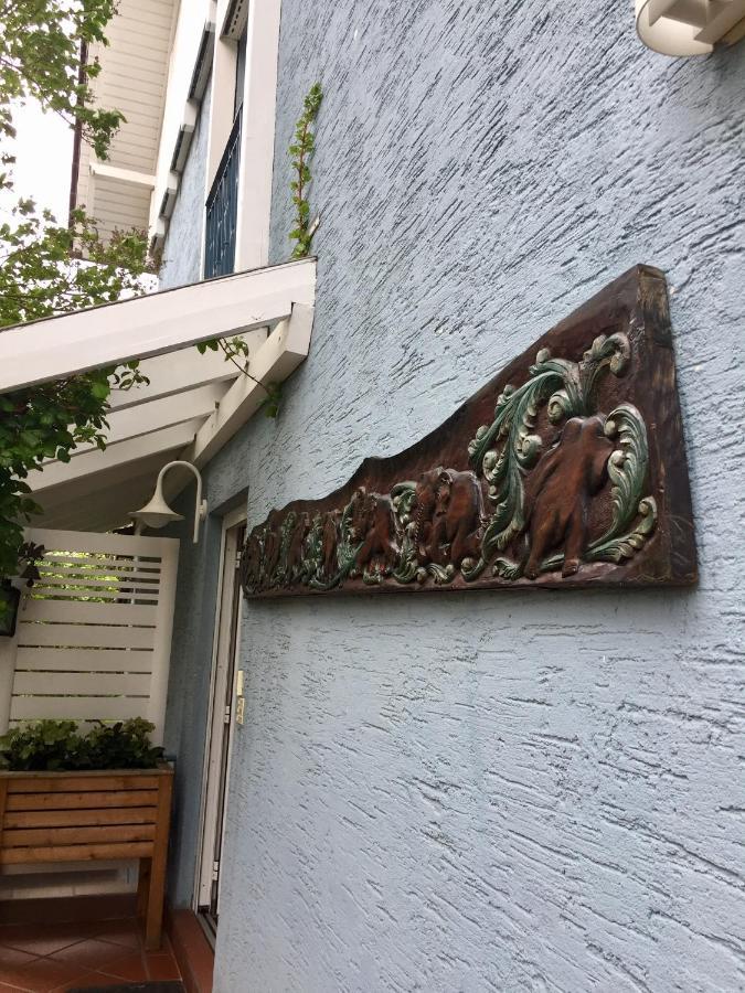 Blaues Haus Apartment Niederdorfelden Exterior photo